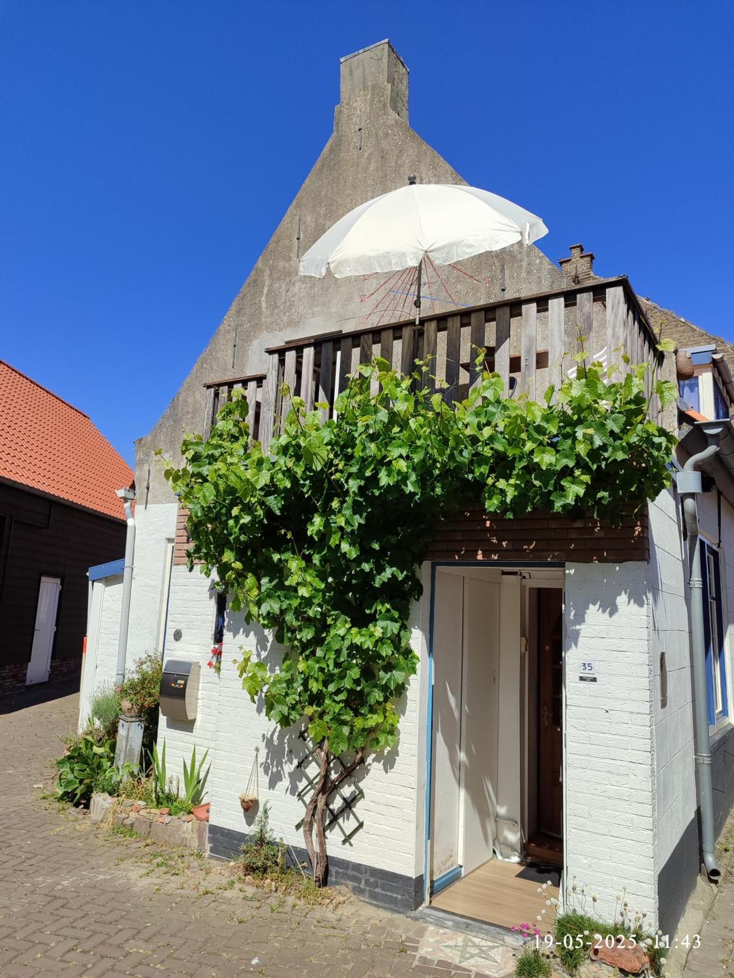 StavenisseThe Cosy Little House With The Sundial别墅 外观 照片